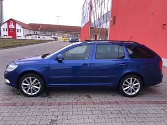 Škoda Octavia combi 2,0 Tdi DSG (1.majiteľ) - 4