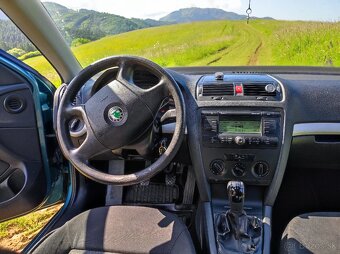Predám Škoda Octavia combi 1,6 Fsi,85 kw - 4