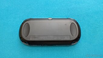 PS Vita 1100 crystal black - 4