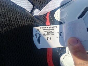 Celotelový chránič Shot - 4