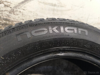 185/60 R15 Zimné pneumatiky Nokian WRD4 2 kusy - 4