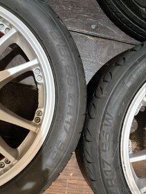 Predám na alfu Romeo pneumatiky obuté na elektrónoch r17 - 4