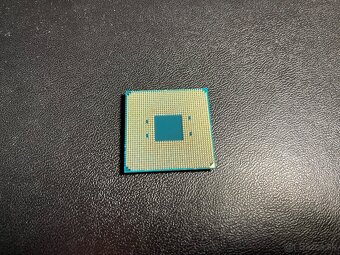 Procesor AMD Ryzen 7 2700X - 4
