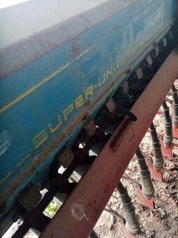 Sejačka Isaria, brány - 4