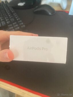 Apple AirPods Pro 2 - 4