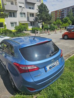 Hyundai i30 combi 1.6 crdi - 4