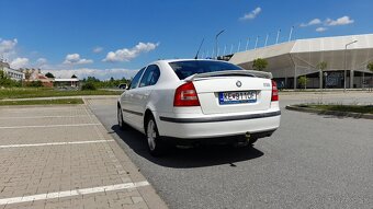 Škoda Octavia 2, 1.8 TSI Elegance - 4