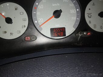 Renault Clio Thalia - 4