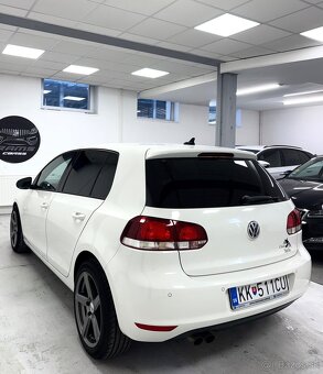 Volkswagen Golf 1.4 90Kw DSG Comfortline - 4