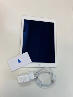 Apple iPad Air 2 Wifi 16GB Silver Model A1566 - 4
