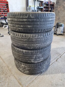 Continental 215/55r17 rok výroby 2018 - 4