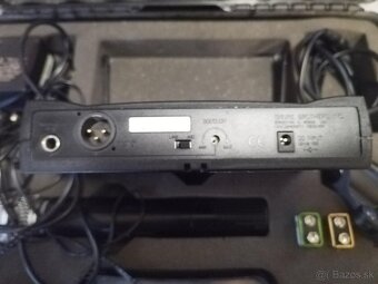 Bezdrotovy mikrofon SHURE UT - 4
