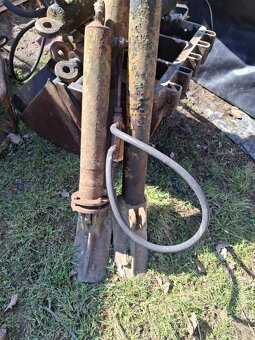 Unhz 500 hydraulicka ruka rameno - 4