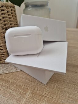 Apple AirPods 2 gen. pro - 4