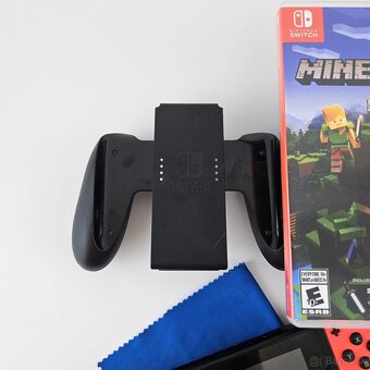Nintendo Switch + HRY - 4