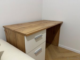 Kancelársky stôl - 4