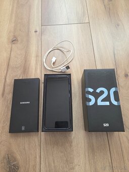 Samsung Galaxy S20 /128GB Cloud Blue - 4