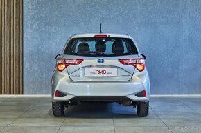 Toyota Yaris 1.5 Hybrid Active e-CVT, 54kW, 2019, DPH - 4