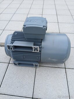 Elektromotor - 4