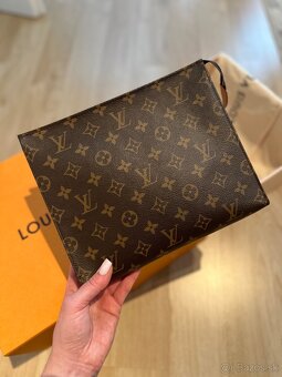 Louis Vuitton toiletry pouch 26 - 4