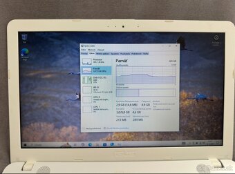 ASUS X541U - 4