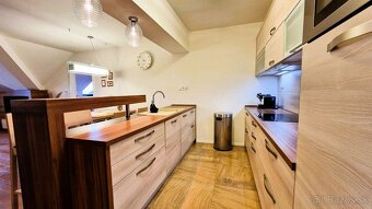 EXKLUZÍVNE Predaj 3 izbový luxusne zariadený veľkorysý apar - 4