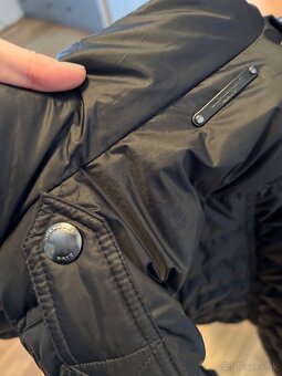 Burberry zimná krátka bunda - 4