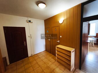 Ponúkame na predaj 2-izbový byt na Lorencovej v Krompachoch - 4