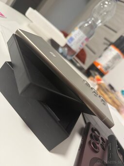 Samsung Galaxy S24 Ultra 5G 12 GB / 256 GB - Titanium Gray - 4