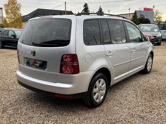 Volkswagen Touran 1.6 Trendline - 4