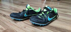 Tretry Nike Rival MD - 4