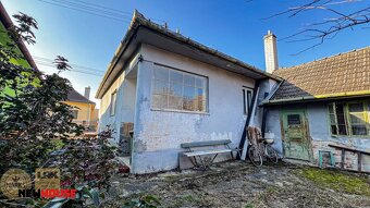 Pozemok 743 m2 so starým rodinným domom vo vyhľadávanej loka - 4