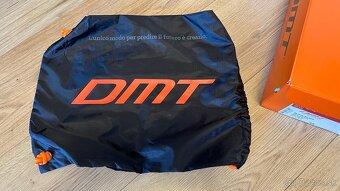 Dmt SH10 velkost 44 top karbonove tretry 5x pouzite - 4