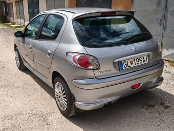Predám Peugeot 206 1.1 44kw - 4