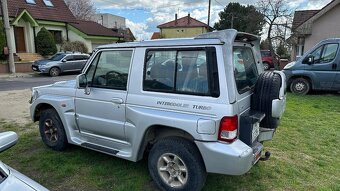 Hyundai Galloper - 4