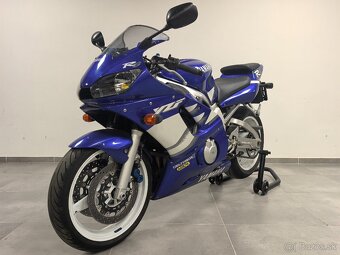 Yamaha YZF-R6 - 4