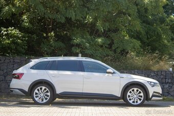 Škoda Superb Combi 2.0 TDI SCR Scout 4x4 DSG - 4