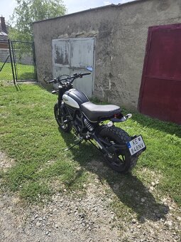 Ducati Scrambler 800 Icon Dark - 4