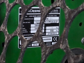 Predáme lis John Deere F 440 M - 4