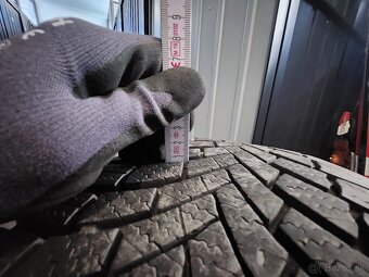 Zimne pneumatiky 235/45/R18 - 4