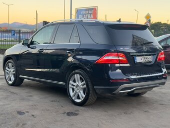 Mercedes-Benz ML Mercedes Benz 350 Bluetec 4MATIC - 4