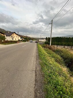 Pozemok vhodný na stavbu domu/ov - 4