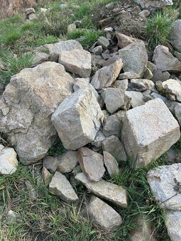 Darujem okrasné kamene - 4