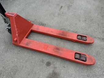 Ponúkam na predaj paletový vozík 2500 - 4