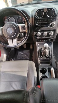 Jeep Compass - 4