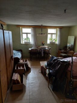 Chalupa na Myjavských kopaniciach s priestranným pozemkom - 4