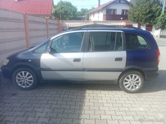 Zafira - 4