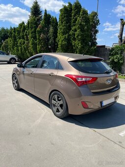 Hyundai i30 Benzín+LPG, 2014, 73 kW, 125927 km - 4