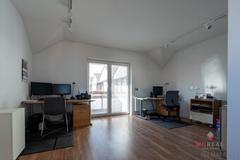 2 izbový byt priame centrum Topoľčany / PRENAJOM - 4