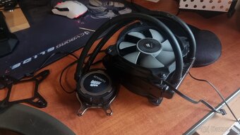 Predám vodne chladenie na procesor Corsair funkčné - 4